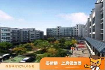 临沧凤庆恒顺商业广场在售户型，3居、4居，建面115-144m²