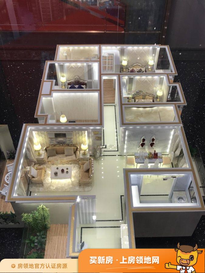 柳州云星钱隆学府在售户型，3居、4居、5居，建面106-139m²